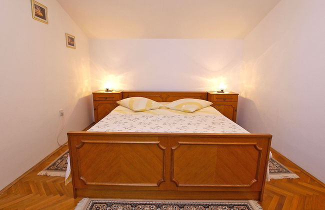 Apartment 761 - Photo 4