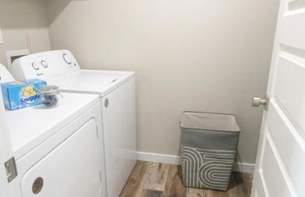 Luxurious Townhome Suites Near Airport #4 - Foto 24