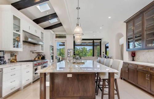 Summitridge Bev Hills Villa with Pool, Spa, Roof Deck - Foto 6