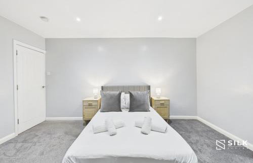 Refurbished 4-Bed, Open-Plan Living, Sleeps 10 - Foto 56