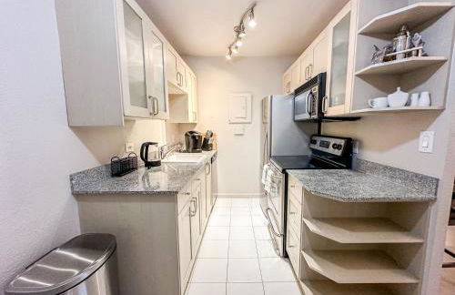 2BR Downtown Convention Center Near Attractions - Foto 14