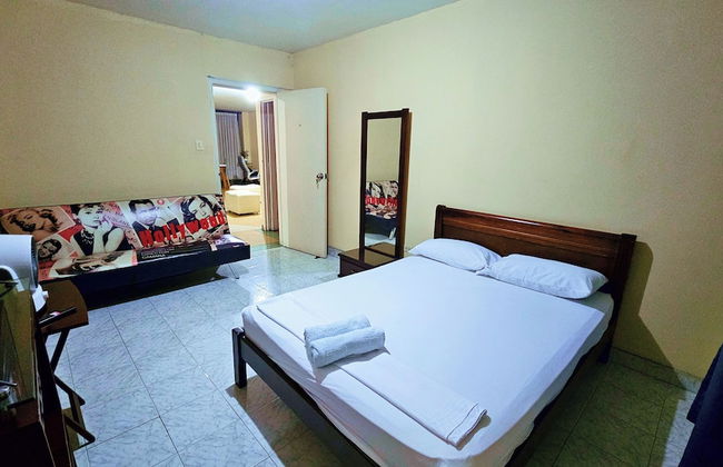 Mom's House Granada - Photo 12