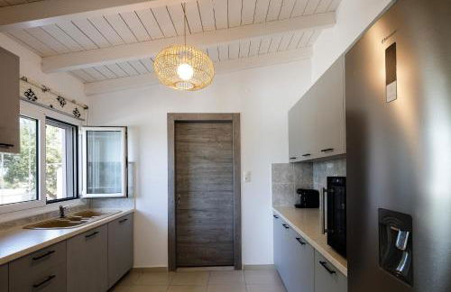 Gramvella Resort - Photo 19