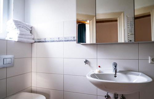 Obere Stadtwohnung rechts - Photo 9