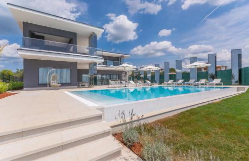 Villa Gabrijela for 10 people near Novigrad with 66 m2 heated pool and sea view - Foto 9