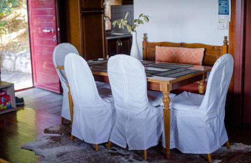 Stonehouse 2 Bedroom Chalet on Olympus Amazing View - Photo 34