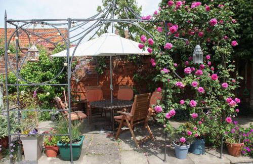 The Writer's Studio (stylish garden guesthouse) - Foto 27