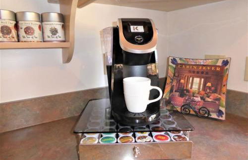 Dream Getaway-Secluded Hot Spa-Walk to Village-Walk to Pineknot Trailhead-Plus King Bed! - Foto 15