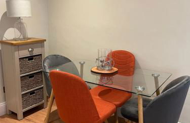 Luxury Refurbished 2 Bedroom Regency Apartment - Photo 3