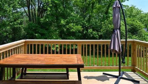 3BR Home for 8 - Only 5 Minutes to Ark - Foosball - Foto 4