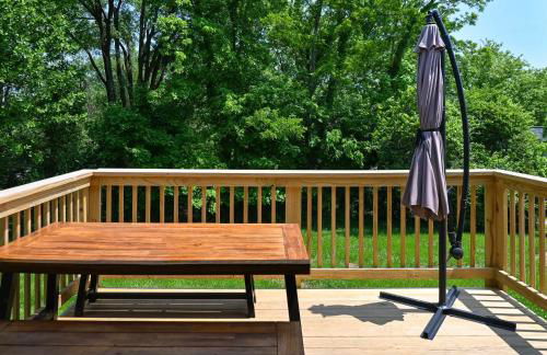 3BR Home for 8 - Only 5 Minutes to Ark - Foosball - Foto 4