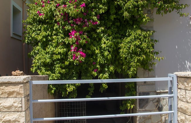 Corinthian Residence - Photo 47