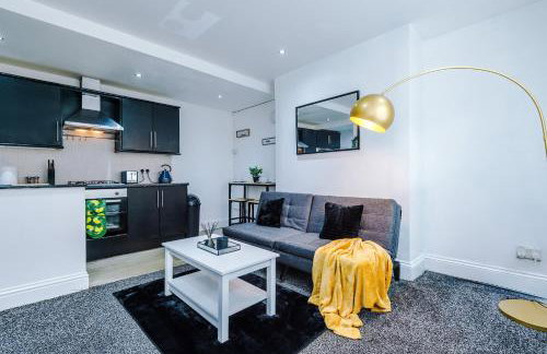 Luxury 1 bedrooom house, sleeps 4, free parking - Foto 14