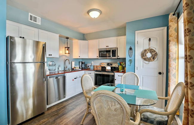 Sandshells Retreat Walk to Beach. Great Area! - Foto 4