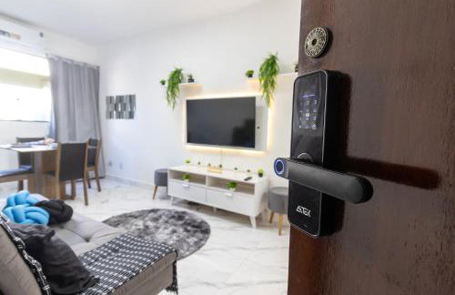 Apê Novo 5 min do Centro, Shopping e Praia com Garagem e Ar condicionado - Foto 5