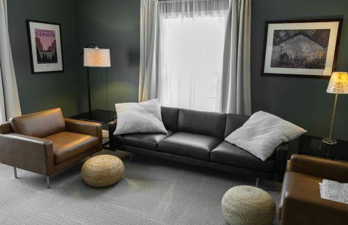 The Railway Retreat - Downtown Sylvania - Foto 46