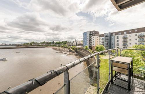 Calming Sea View City Apartment - Foto 43