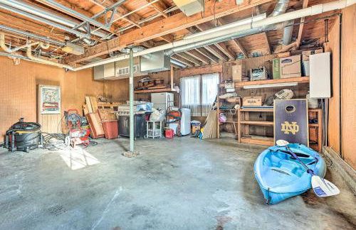 Spacious Syracuse Getaway with Waterfront Deck! - Foto 32