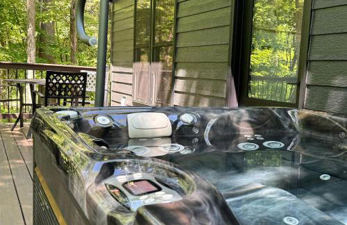 Lakefront Cabin with Fire Pit in Carbondale, Illinois - Foto 5