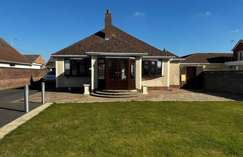 Maesllan - A Spacious Holiday Home in Porthcawl - 5 bedrooms, sleeps up to 10 people - Foto 46