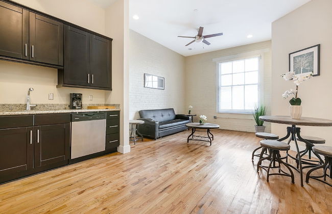 Cozy Condos near French Quarter - Foto 35