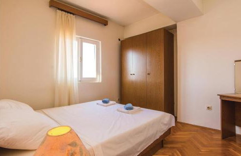 Six-Bedroom Holiday Home In Donje Rastane - Foto 26