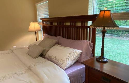 Sundance' Acres Peaceful and Private New House with Hot Tub and Fire Pit - Photo 33