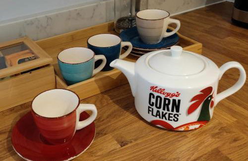 Modern Town Apartment with Terrace - Foto 8