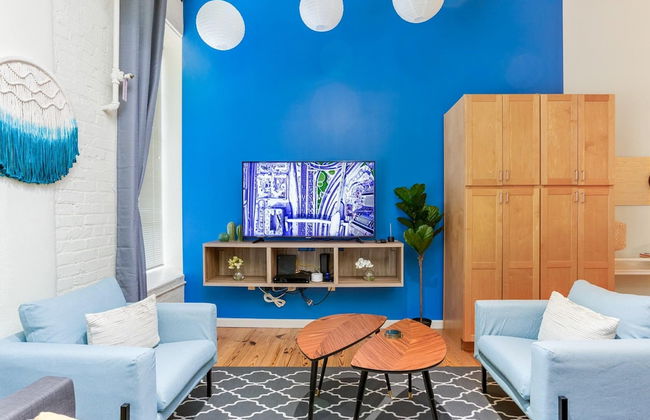 Hip & Vibrant 2 Bedroom Apartment with Parking & Wifi - Foto 20