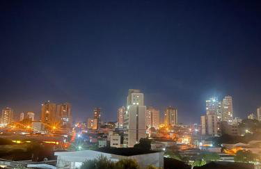 Apê Espaçoso 3 Qtos no coração da cidade - Foto 32