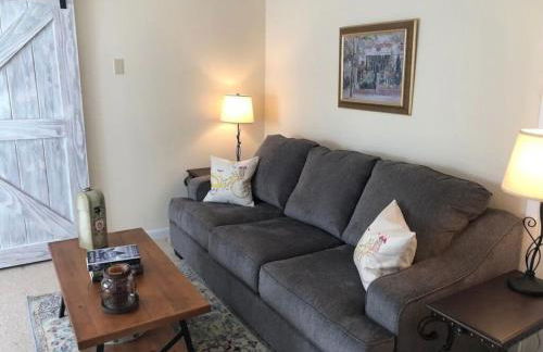 Morning Dove - Hidden Brookside Cottage in the Woods - Hot Tub - Fire Pit - Pet-Friendly - Seneca & Keuka Wine Trails - Foto 15