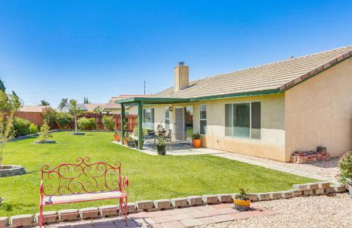 Victorville Home with Large Yard and Charcoal Grill! - Foto 5