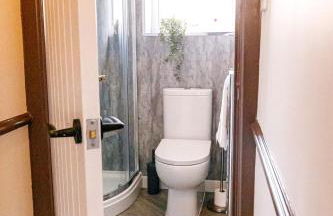 Spacious 4Bed Parking & Wi-Fi - Contractor Stays - Foto 29