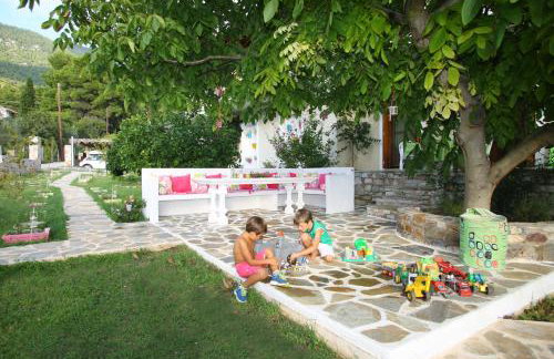 Sklavos Studios - Foto 2