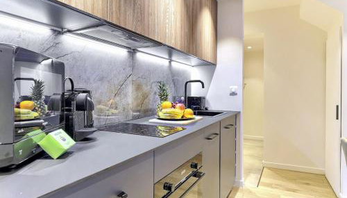 Hyper Centre - Charming duplex - Luxury - Reversible air conditioning - 10 mins from Place MASSENA - Foto 2