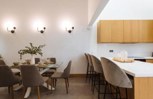 Guadalupe 15 by Magno Apartments - Photo 67