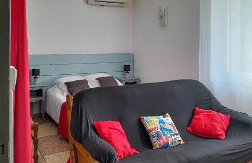 Nice Home In Arles With Wifi - Foto 12
