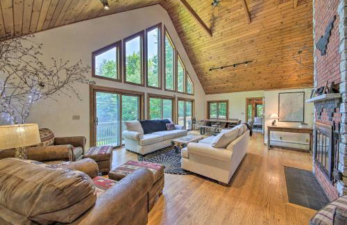 Sebago Lake Gem on Private Cove with Boat Dock! - Foto 3