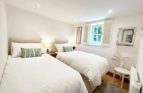 The Stables at The Forge - Cosy Cottage with Log Burner on S Downs Way, nr Brighton - Foto 3