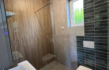 Dom i domek nad morzem i jeziorem - Jezierzany - Jarosławiec - Foto 12