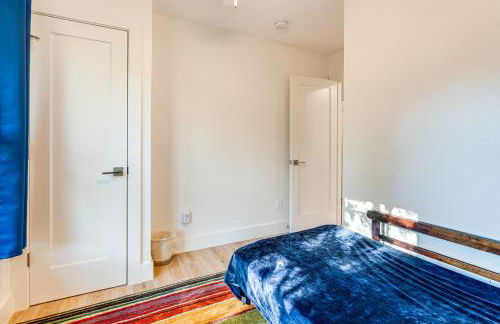 4 Mi to UT Austin Bright and Modern Family Home - Photo 18