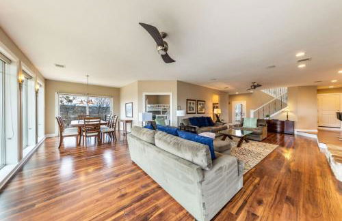 5BR 3BA Spicewood Prime Waterfront w Dock, Theater and Game Room by Austin Vacay - Foto 11