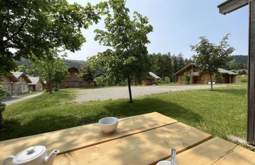 Chalet lumineux 3 pièces, 4 pers, proche remontées et pistes, balcon, parking, wifi gratuit - FR-1-525-270 - Photo 2