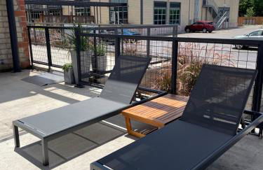 Fyrebird Place - Industrial Loft with Pavilion & Yard - Foto 40