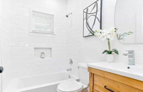 Less than 10 mins from Downtown, early checkin-subject to availability, pool table - Foto 16