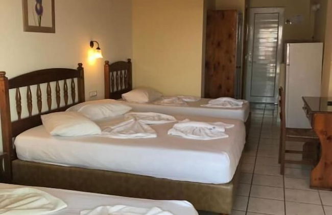 Village Inn Studios & Family Apartments - Foto 4