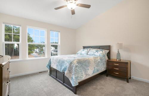 Robert's Retreat - Brand new home w/ gorgeous water views! - Foto 36