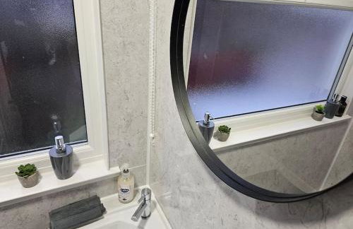 Airport,NEC,JLR,Bham. Entire house 5 beds. - Foto 23