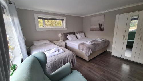 First Holyrood House - Photo 5