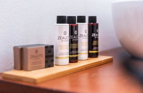 Antique Villa - Photo 24